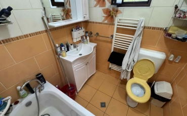 Casa 3 camere, 160 mp de vanzare 14 MAI