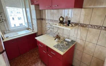 Apartament 3 camere, 42 mp de vanzare SOLIDARITATII