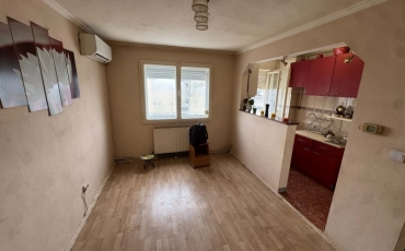 Apartament 3 camere, 42 mp de vanzare SOLIDARITATII