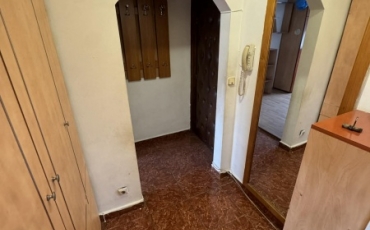 Apartament 3 camere, 42 mp de vanzare SOLIDARITATII