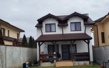 Casa 3 camere, 198 mp de vanzare CARPATI 2
