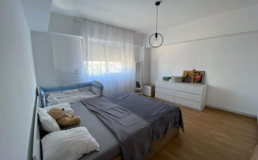 Apartament 4 camere, 88 mp de vanzare SOARELUI