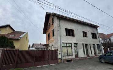 Casa 8 camere, 400 mp de vanzare TITULESCU