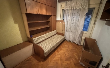 Casa 9 camere, 400 mp de vanzare CENTRU NOU