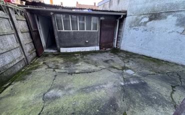 Casa 9 camere, 400 mp de vanzare CENTRU NOU