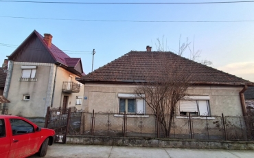 Casa 4 camere, 120 mp de vanzare VETIS