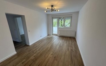 Apartament 3 camere, 62 mp de vanzare CART. MICRO 15