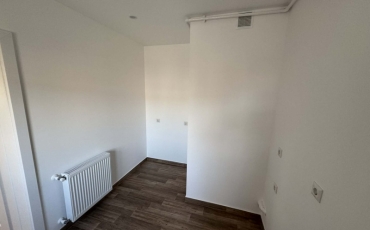 Apartament 3 camere, 62 mp de vanzare CART. MICRO 15