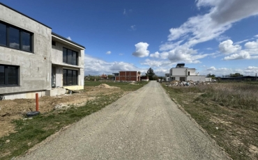 Teren intravilan 560 mp de vanzare STR DARA
