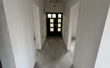 Casa 3 camere, 126 mp de vanzare LAZURI