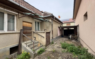 Casa 3 camere, 100 mp de vanzare 14 MAI