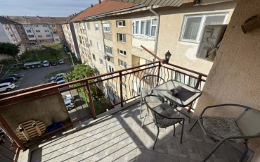 Apartament 3 camere, 85 mp de vanzare CARPATI 2