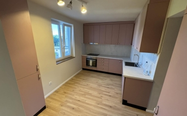 Apartament 3 camere, 70 mp de vanzare BLD. CLOSCA
