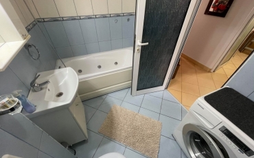 Apartament 2 camere, 46 mp de vanzare CENTRAL