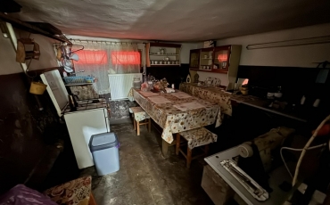 CASA P+1 CU 2 APARTAMENTE INDIV. , ZONA ULTRACENTRALA