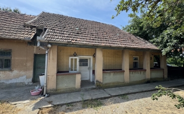 Casa 2 camere, 60 mp de vanzare NISIPENI