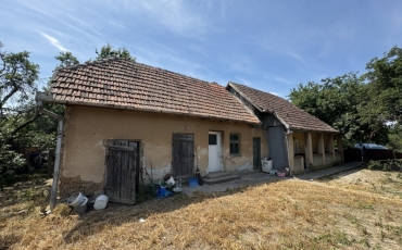 Casa 2 camere, 60 mp de vanzare NISIPENI